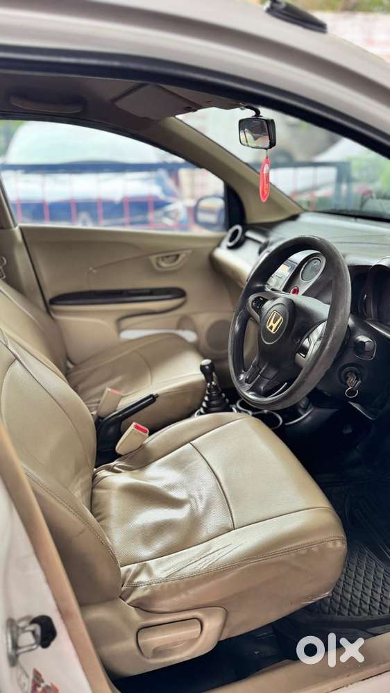 Honda Brio Petrol 2013 Car