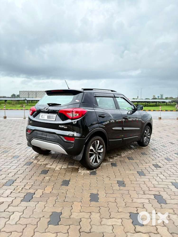 Mahindra Xuv300 W8 Diesel, 2021, Diesel