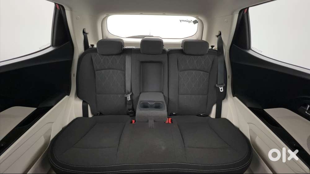 Mahindra Xuv 3xo Ax5l 1.2 Petrol At, 2024, Petrol