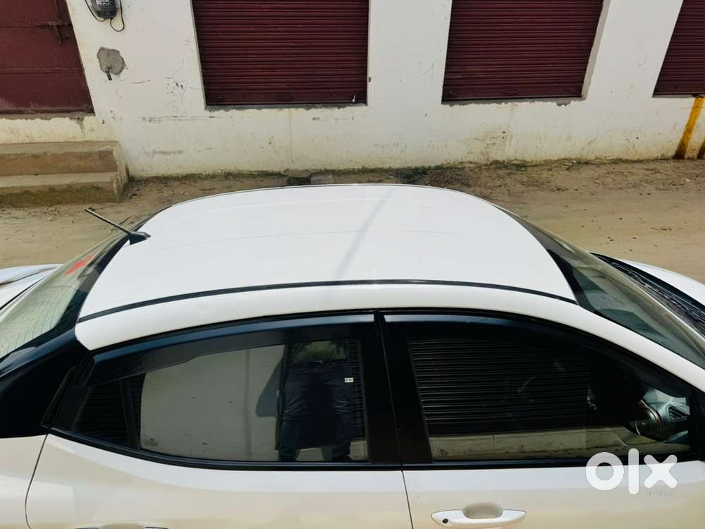 Hyundai Aura Cng & Hybrids 55700 Km Driven