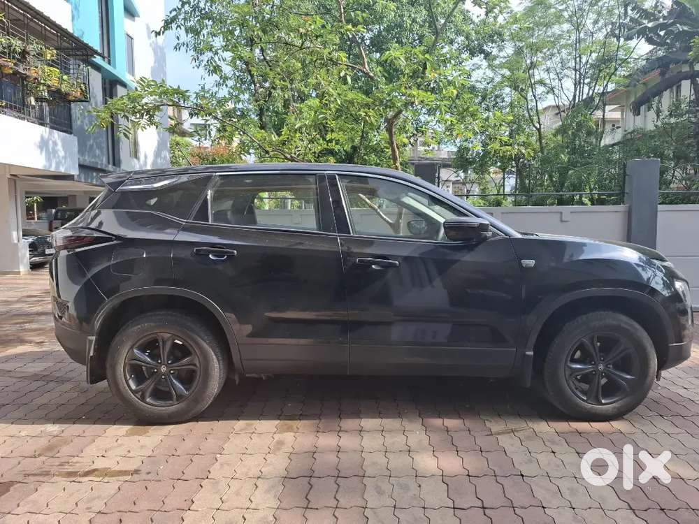 Tata Harrier Xt+ Dark Edition