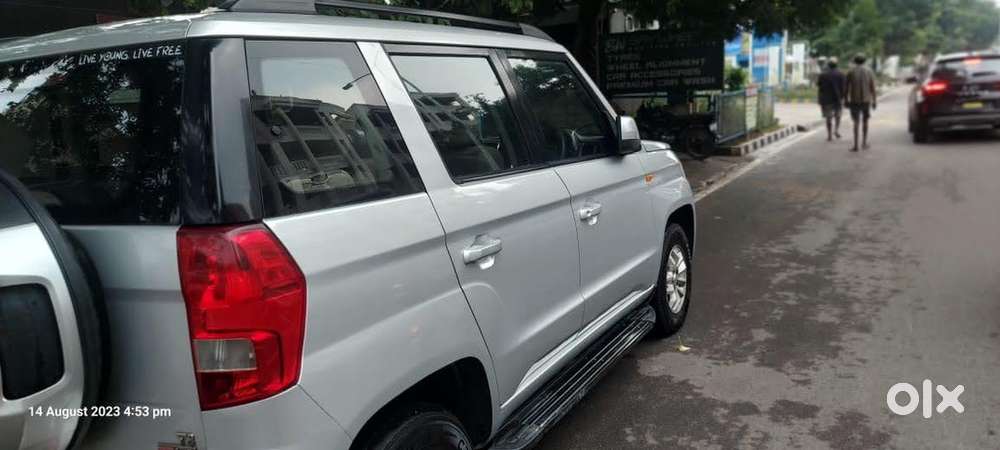 Mahindra Tuv 300 2017