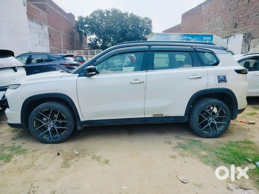 Maruti Suzuki Grand Vitara Smart Hybrid Alpha, 2023, Petrol
