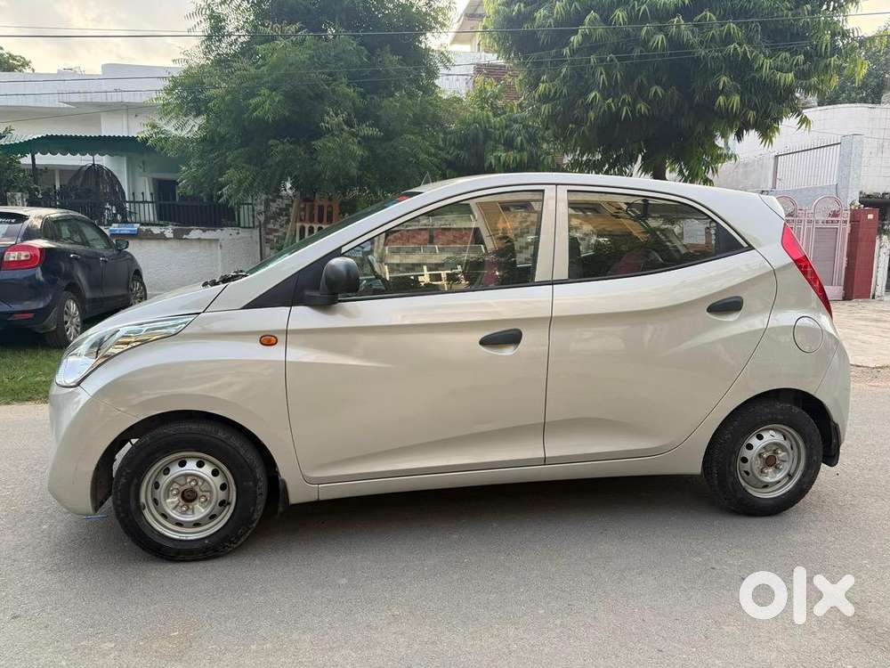 Hyundai Eon 2012 Petrol Well Maintained