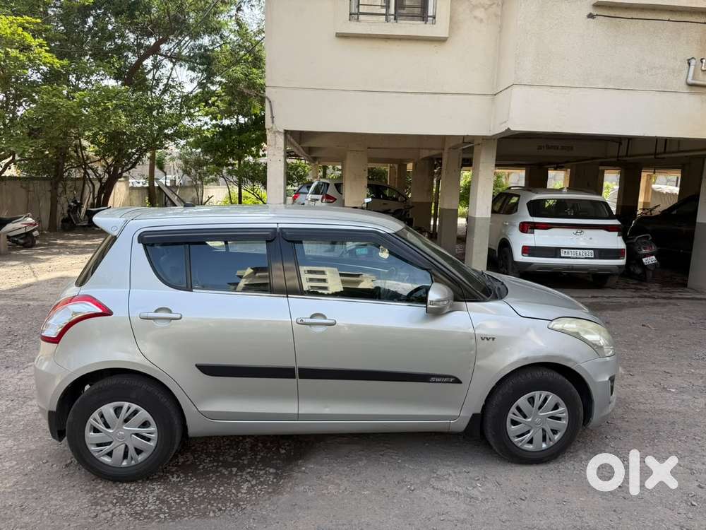 Maruti Suzuki Swift Vxi 1.2 Abs Bs-iv, 2015, Petrol