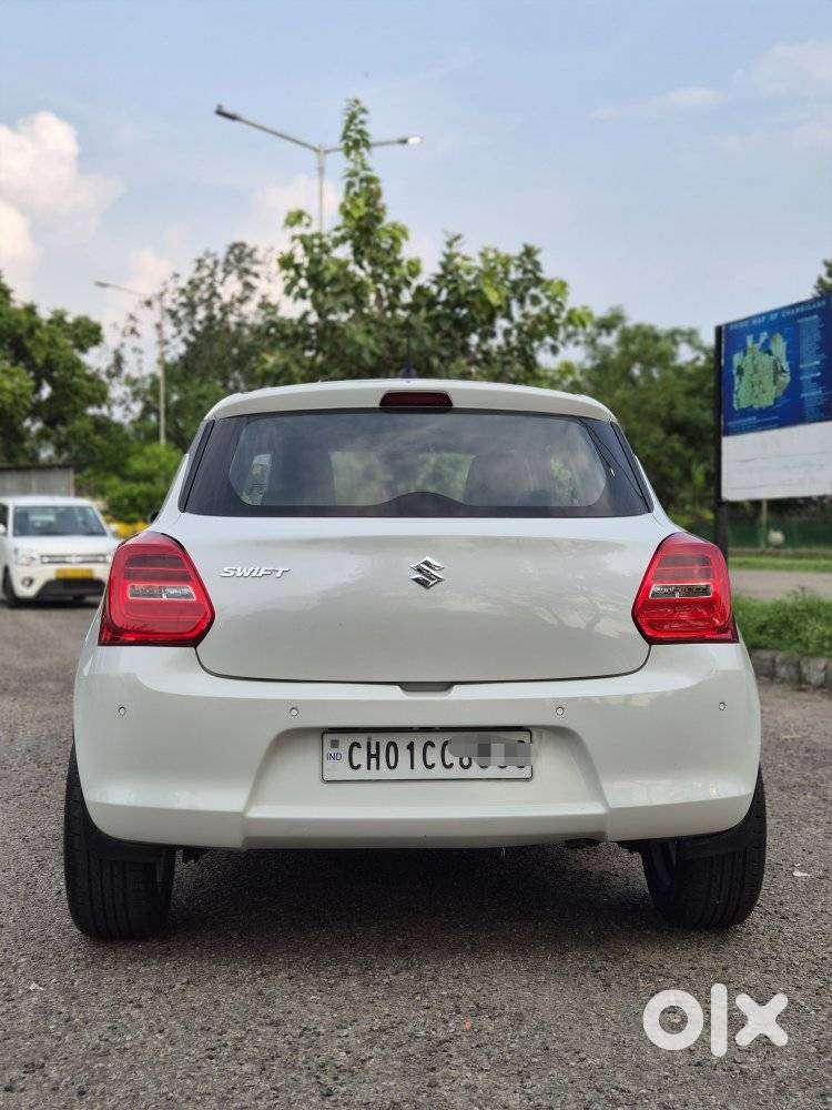 Maruti Suzuki Swift Vxi + Manual, 2021, Petrol