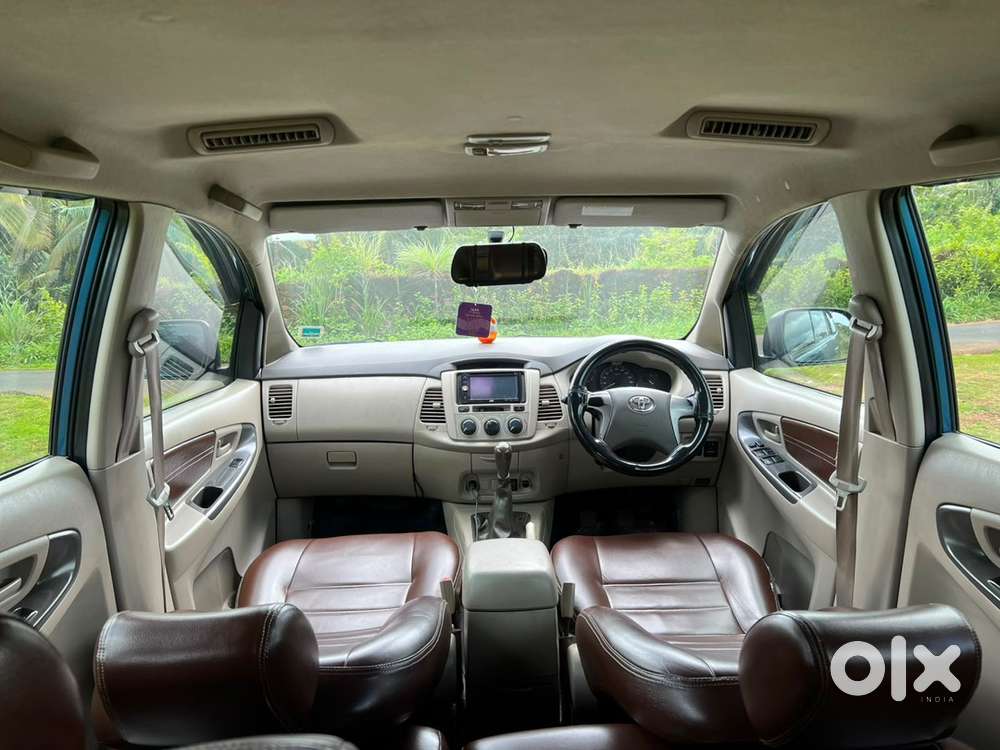 Toyota Innova Diesel 2012