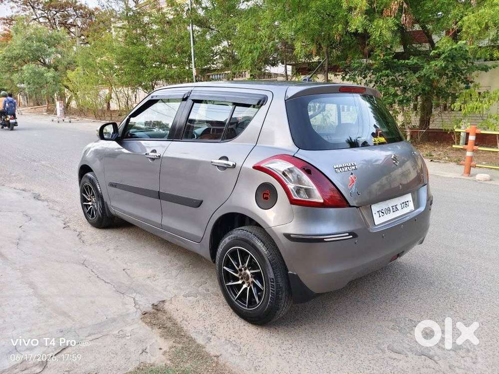 Maruti Suzuki Swift Vxi, 2015, Petrol