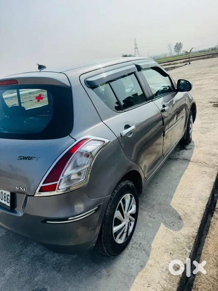 Maruti Suzuki Swift 2014 Petrol 64000 Km Driven