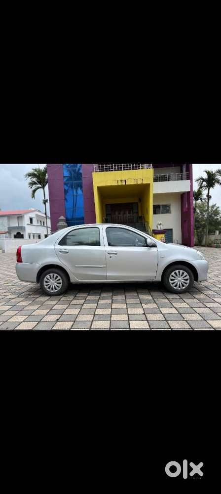 Toyota Etios, 2012, Petrol