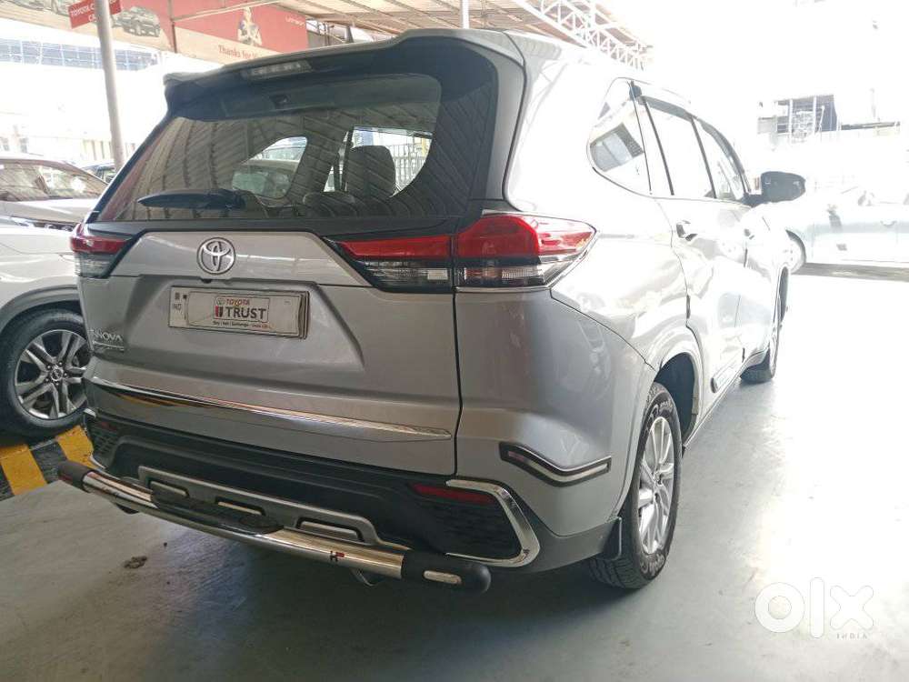 Toyota Innova Hycross 2.0 Gx 7 Str, 2024, Petrol