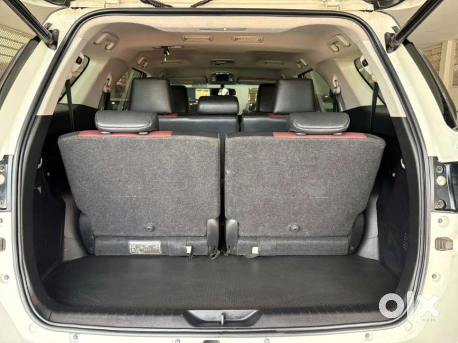 Toyota Fortuner Legender 4x2 At 2.8, 2021