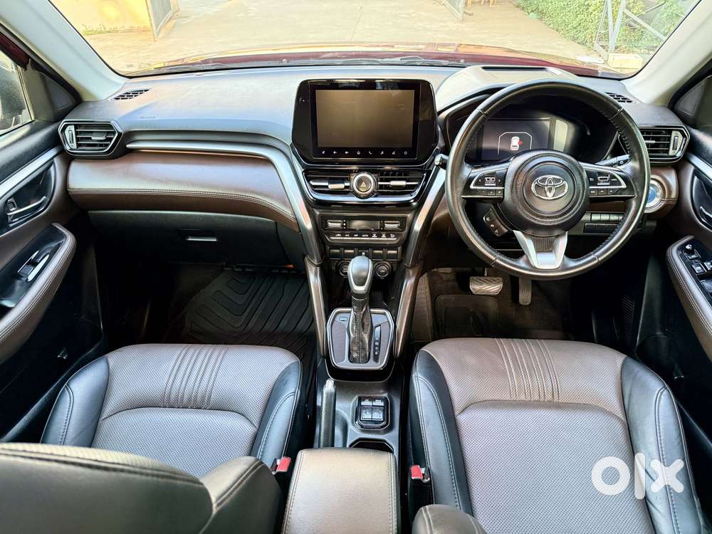 Toyota Urban Cruiser Hyryder 1.5 V Hybrid, 2023, Petrol