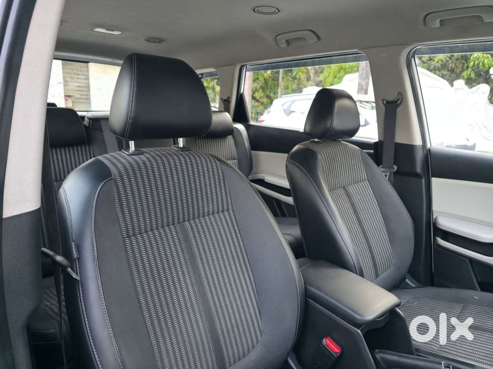 Kia Carens 1.4 Prestige Turbo 7 Str, 2024, Petrol