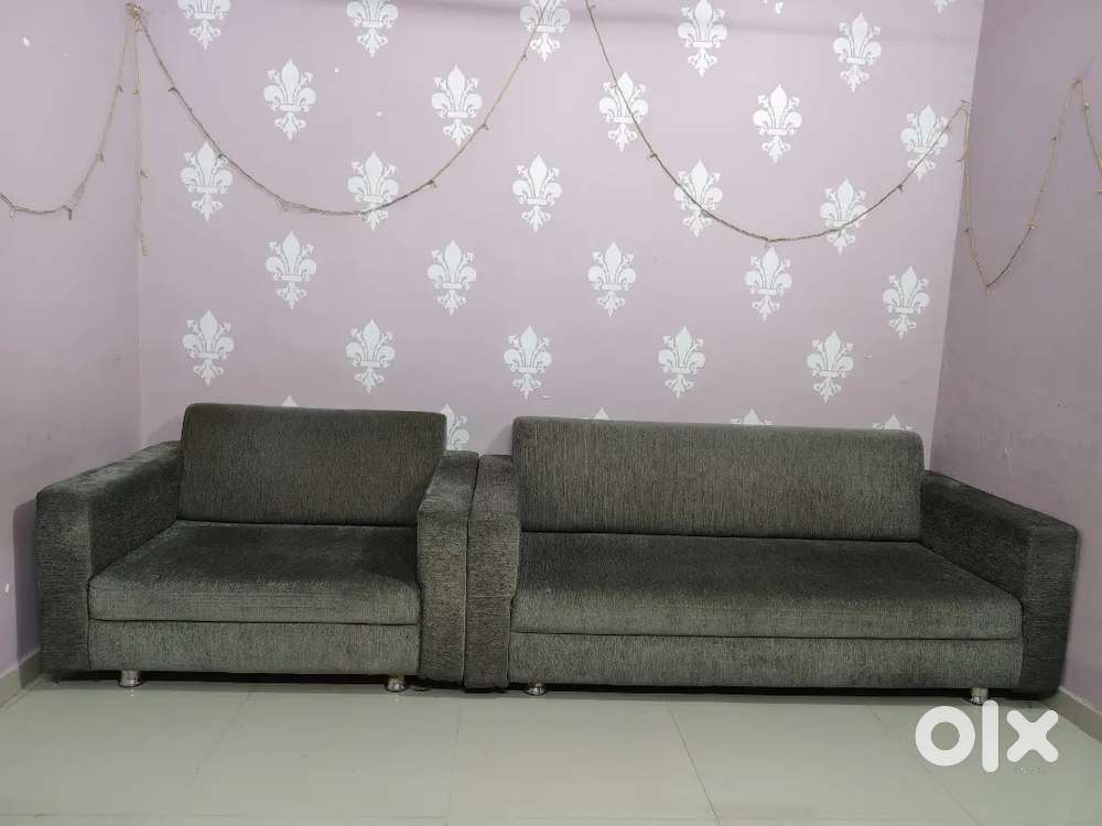 Excellent Condition 3+2 Sofa Set for Sale &ndash; Premium Quality!