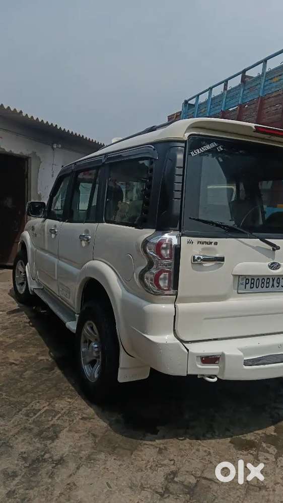 Mahindra Scorpio 2012