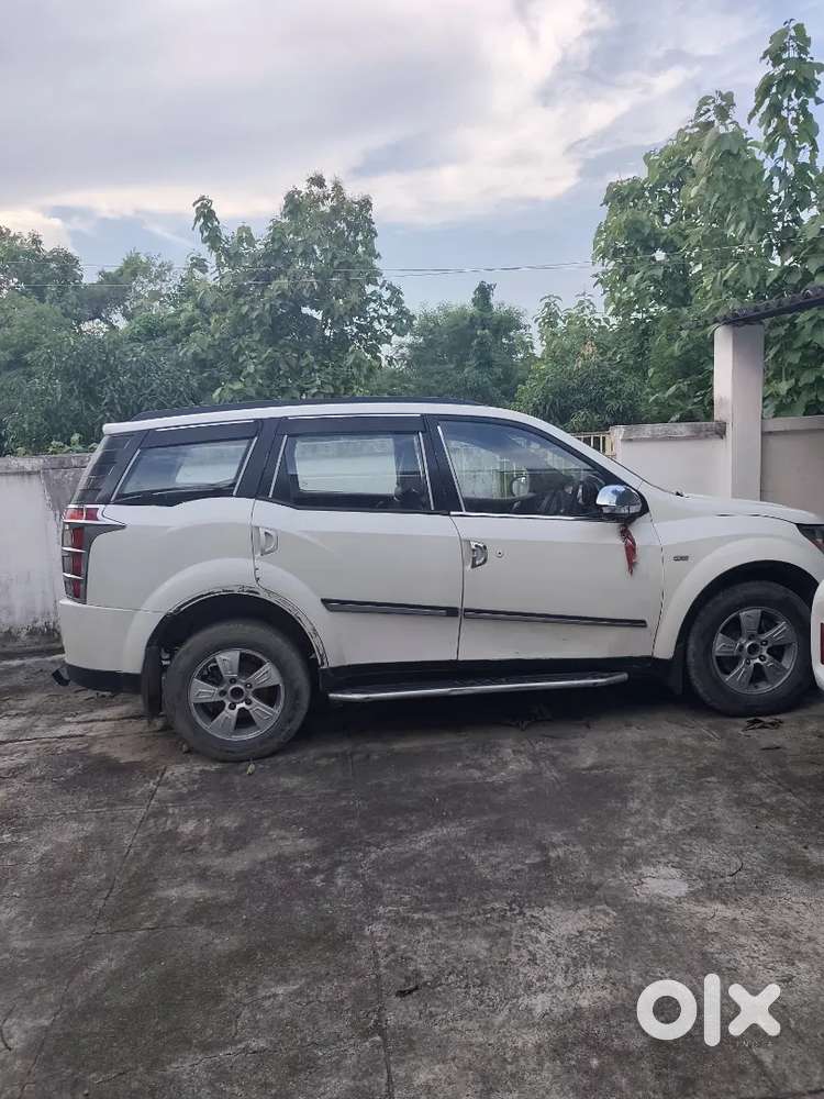 Mahindra Xuv500 2012 Car