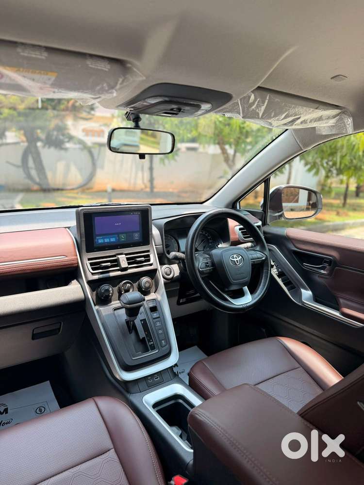 Toyota Innova Hycross 2.0 Gx 7 Str, 2024, Petrol