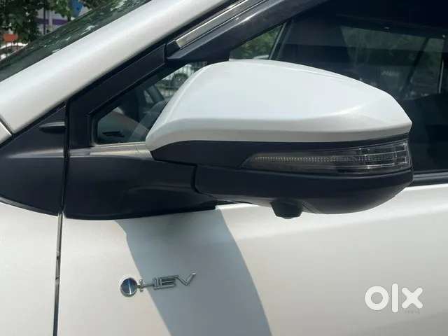 Toyota Innova Hycross 2.0 Vx Hybrid 7 Str, 2026, Petrol