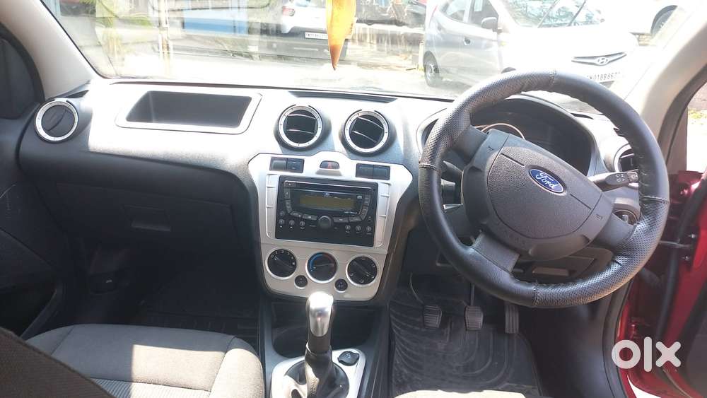 Ford Figo 2012-2015 Petrol Zxi, 2015, Petrol