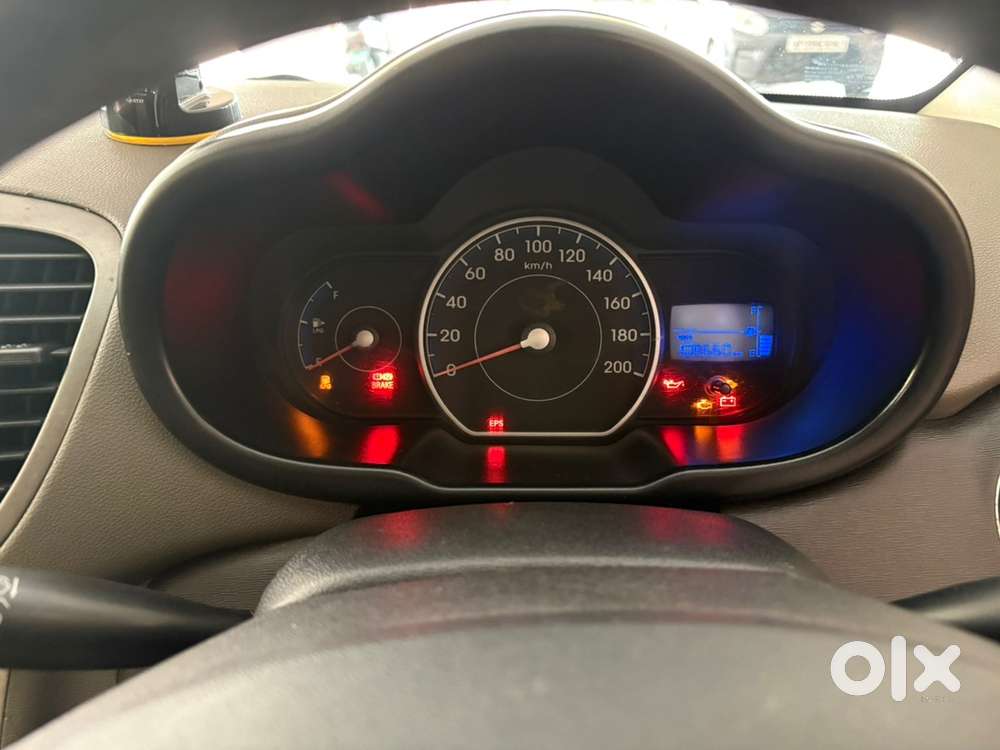 Hyundai I10 Sportz Petrol + Lpg Manual 2016