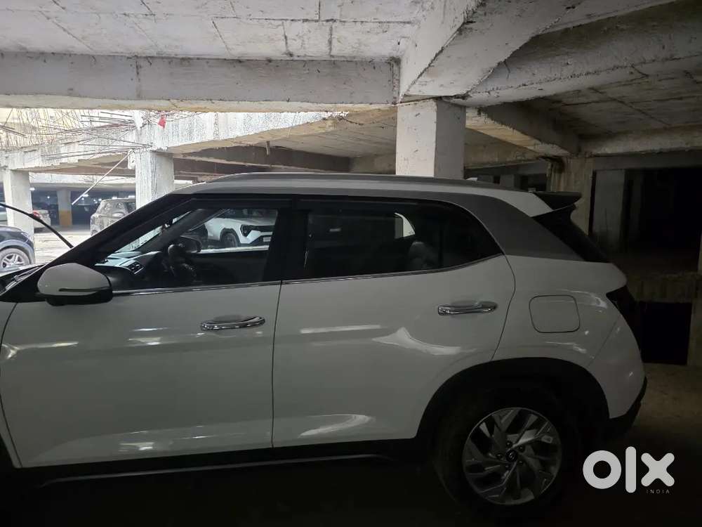 Creta Sx+ Available With Full Sevice Record