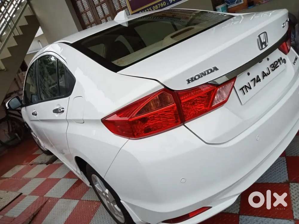 Honda City 2014 Petrol Manual, White Colour, Very Good Condition ,