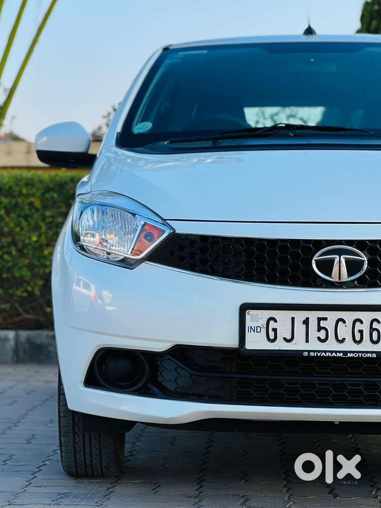 Tata Tiago 1.2 Revotron Xta, 2017, Petrol