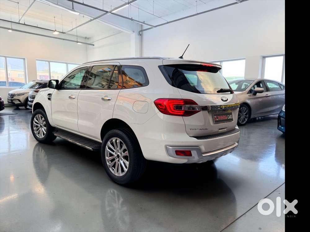 Ford Endeavour 2.2 Titanium At 4x2, 2018, Diesel