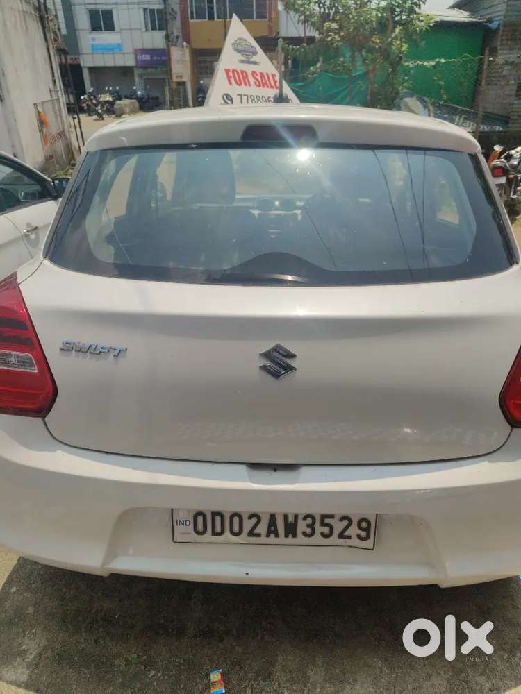 Maruti Suzuki Swift Vxi Petrol 2018