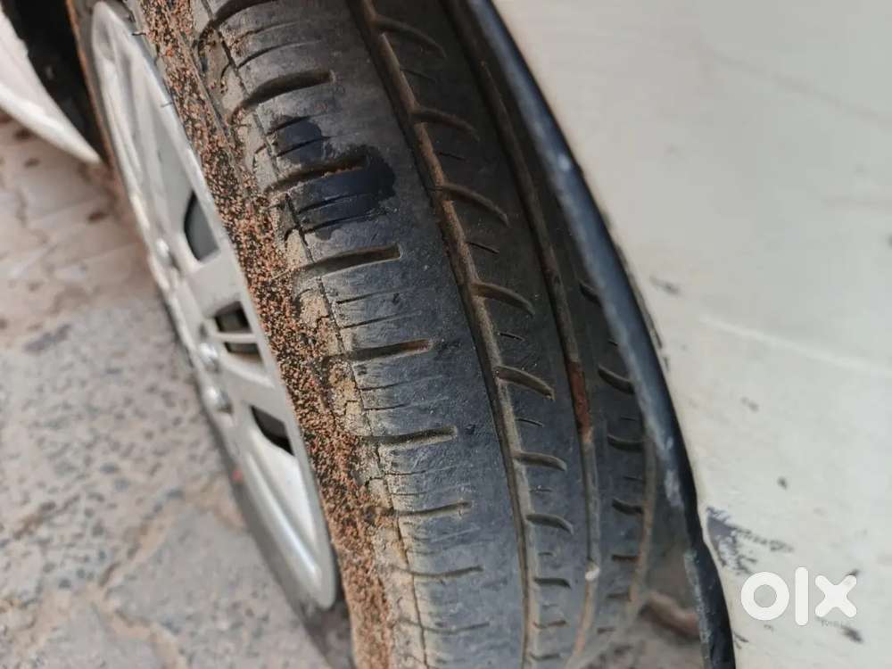 New Tyre Very Good Condition 2030 Tak Valid