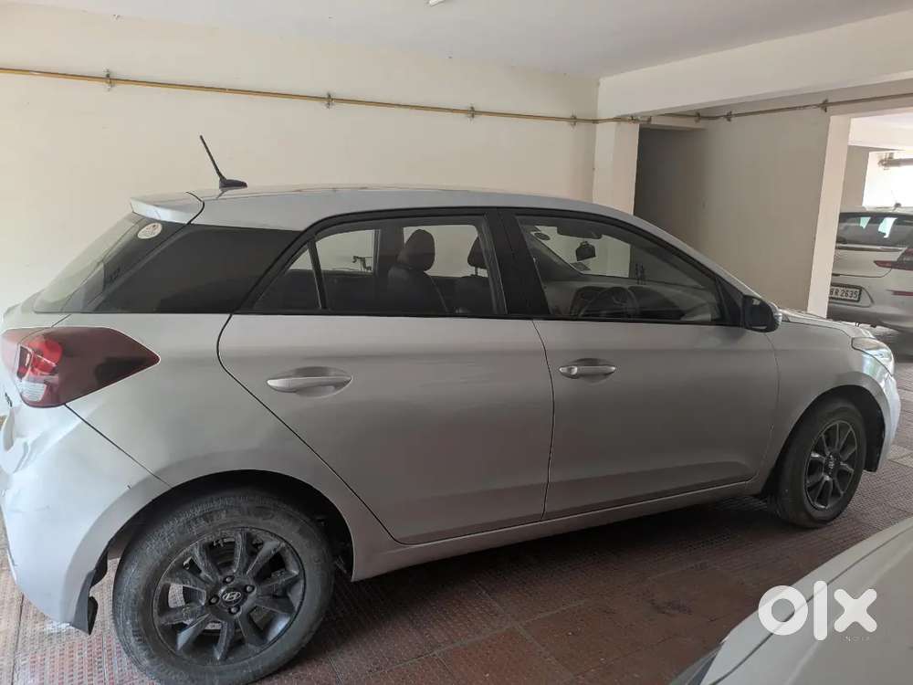 2018 Hyundai I20 Asta 1.2 Vtvt, 1st Owner, Full Company History, Up-16