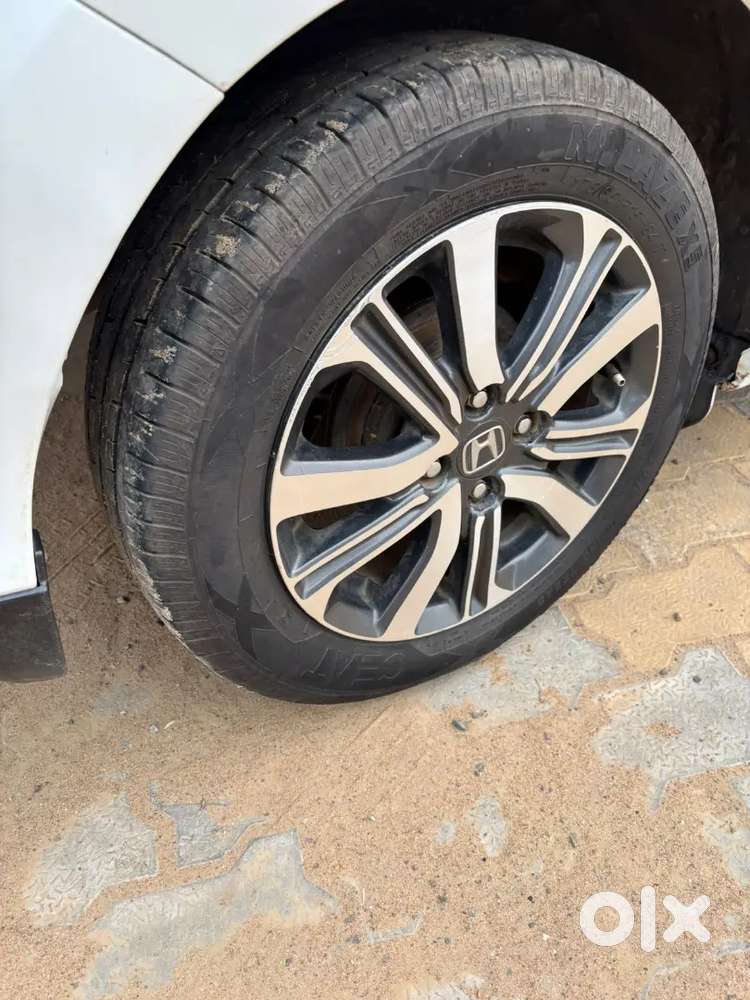 Honda Amaze 2022 Petrol Well Maintained