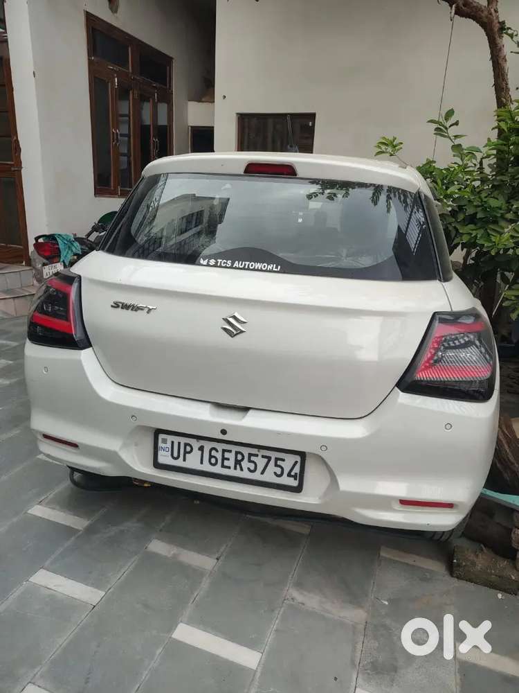 Maruti Suzuki Swift 1.3 Petrol Manual 2024