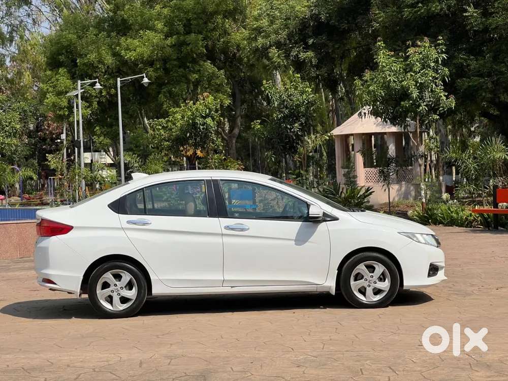 Honda City V