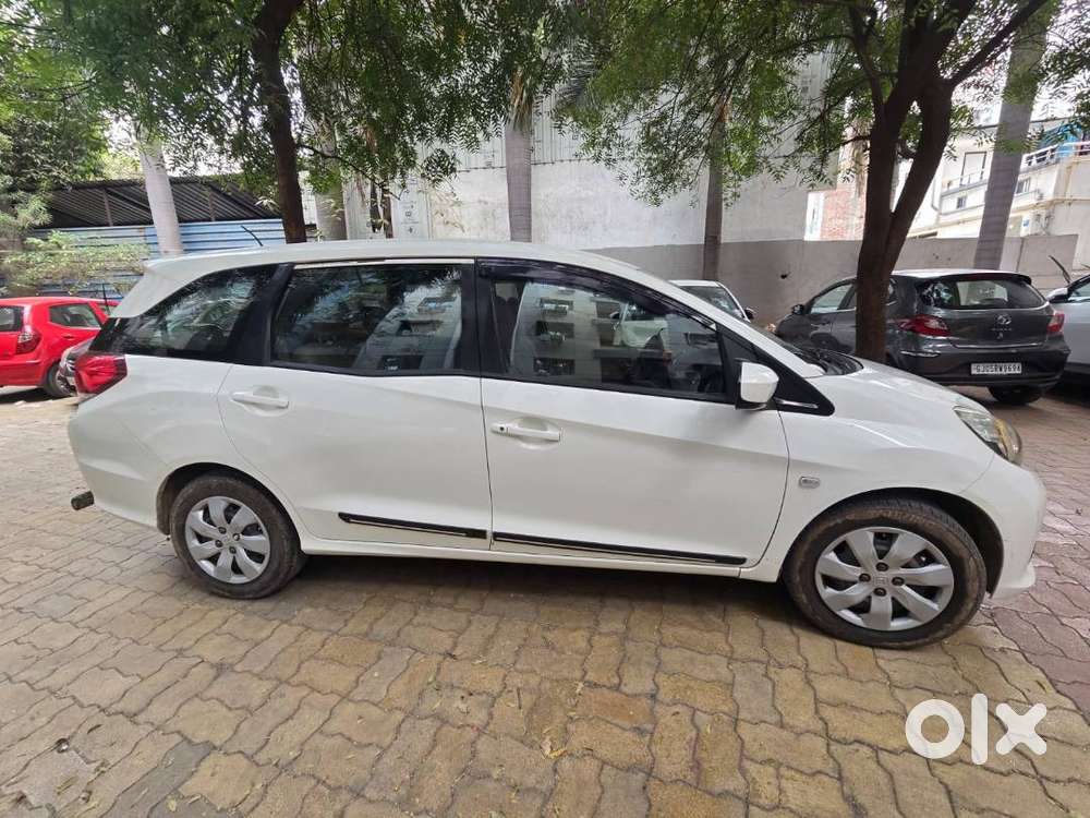 Honda Mobilio 2014 Diesel For Sale Honda Mobilio I-dtec Mt 2014 Honda