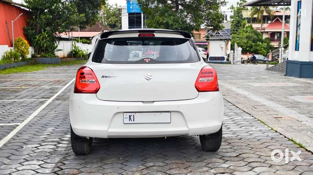Maruti Suzuki Swift Amt Vxi, 2021, Petrol