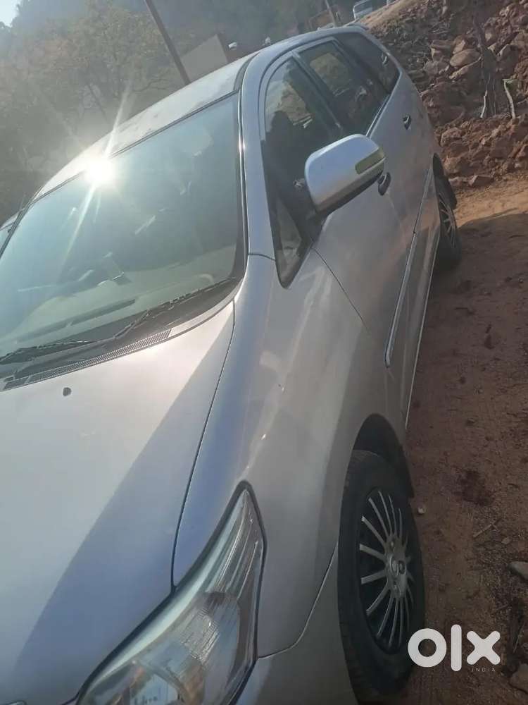 Toyota Innova 2011 Diesel 185000 Km Driven