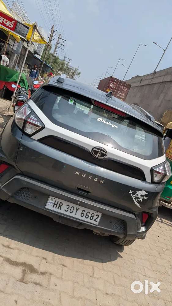 Tata Nexon 2022 Petrol Well Maintained With Petrol And Cng On Paper