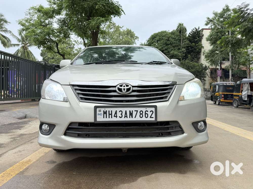 Toyota Innova 2.5 G (Diesel) 8 Seater BS IV, 2013, Diesel