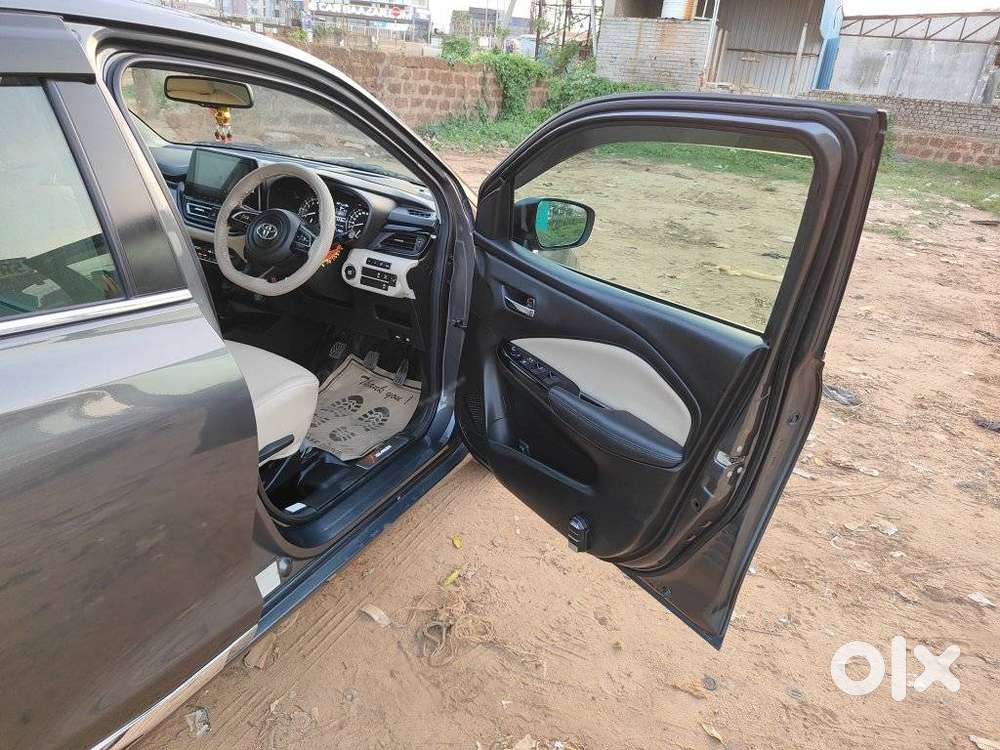 Toyota Glanza 1.2 V, 2023, Petrol