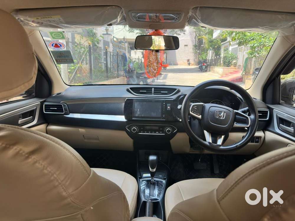 Honda Amaze 2023 Petrol 9500 Km Driven