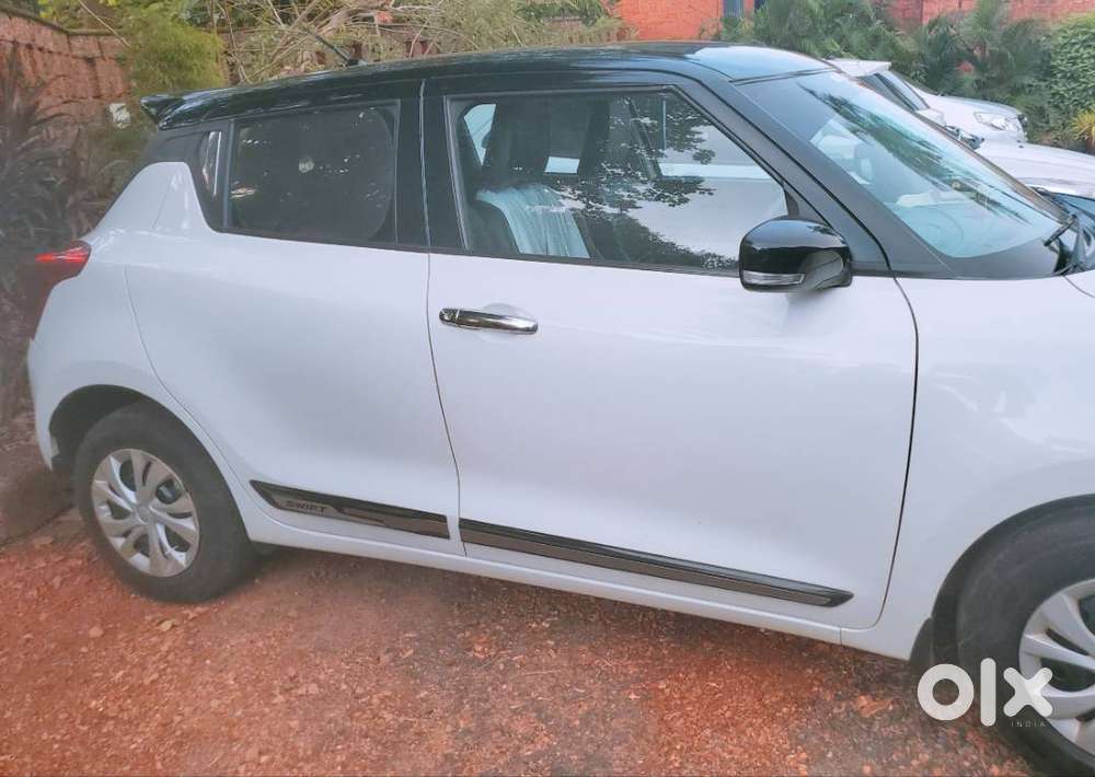 Low Km Maruti Suzuki Swift Automatic 2020 Dec2020