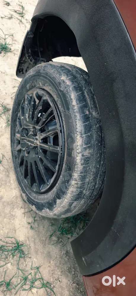 Mahindra Renault Logan 2016 Petrol Manual