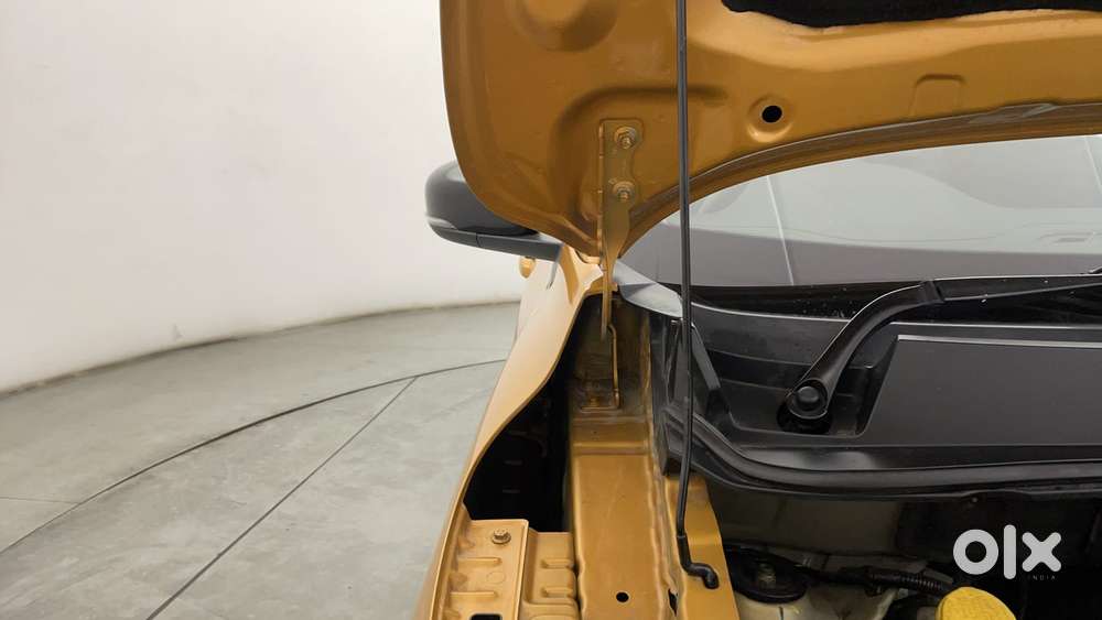 Renault Triber Rxz Easy-r Amt, 2022, Petrol