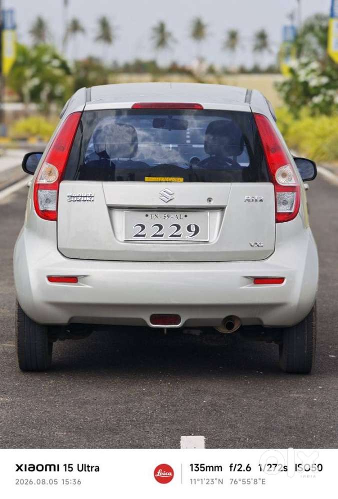 Maruti Suzuki Ritz Vxi, 2009, Petrol