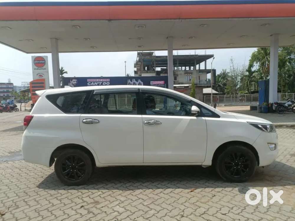 Toyota Innova Crysta