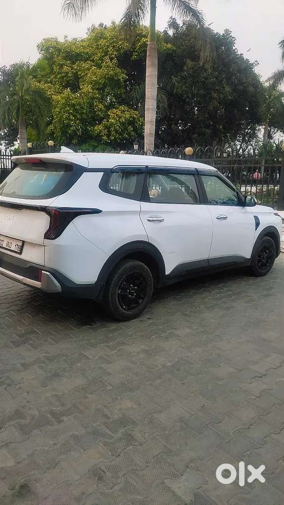 Kia Carens Clavis 2026 Only Dawn Payment Dimand