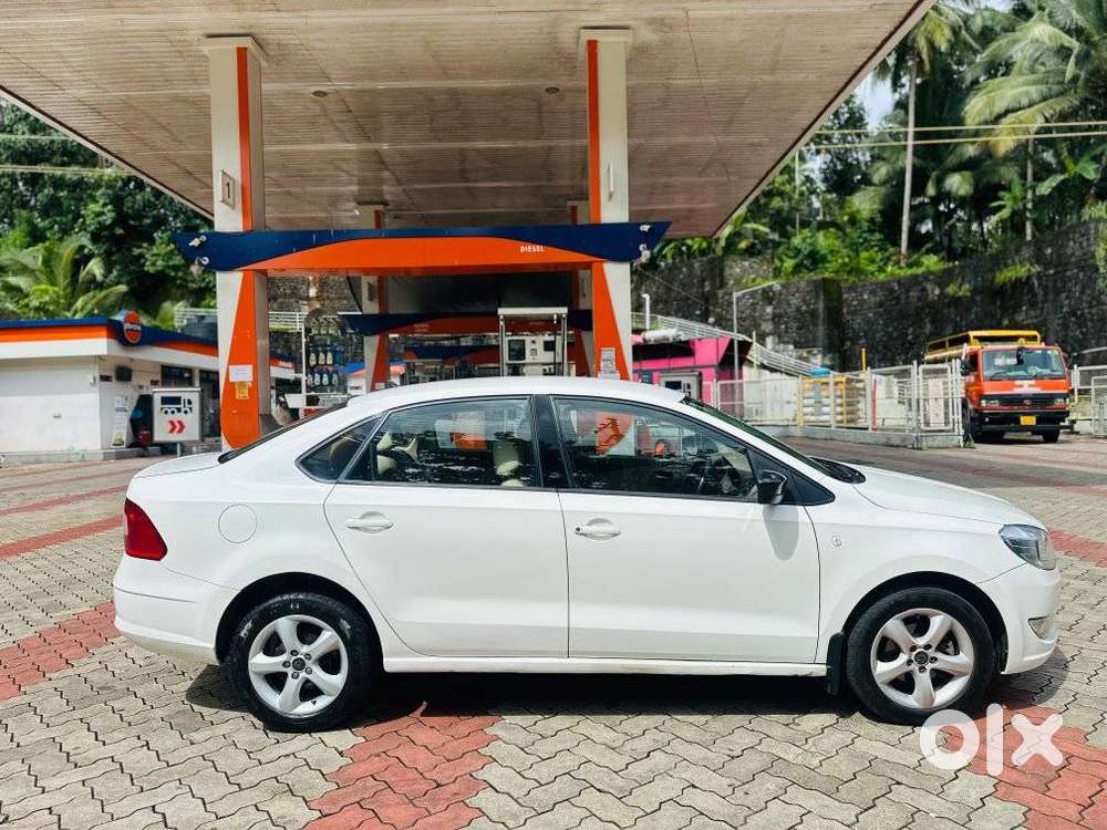 Skoda Rapid 1.6 Tdi Ambition, 2014, Diesel