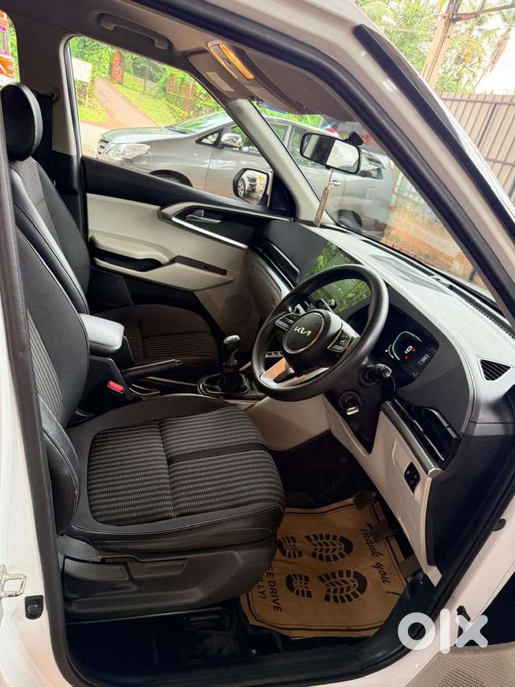 Kia Carens Prestige 2022